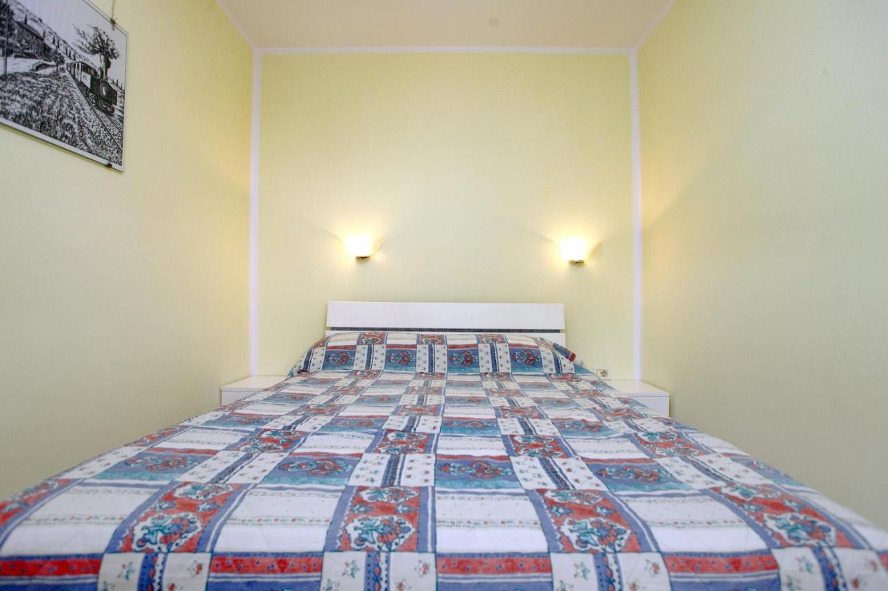 Dino Studio And Room Apartments Порторож Экстерьер фото
